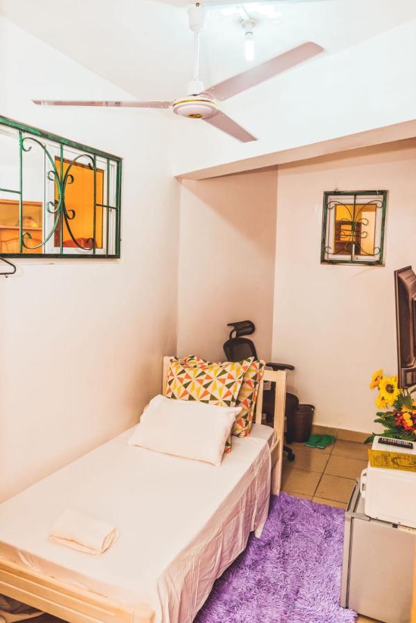 Beach Front Studio Apartment Nyali Beach 외부 사진